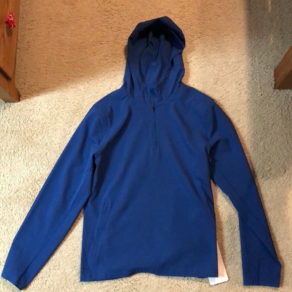 Lululemon pullover with hood - Picture 2 of 4